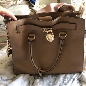 Michal Kors Purse